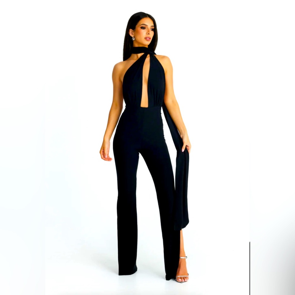 The VERA, Fully lined,95% Polyester 5% Spandex
Model wears a size XS,with tags